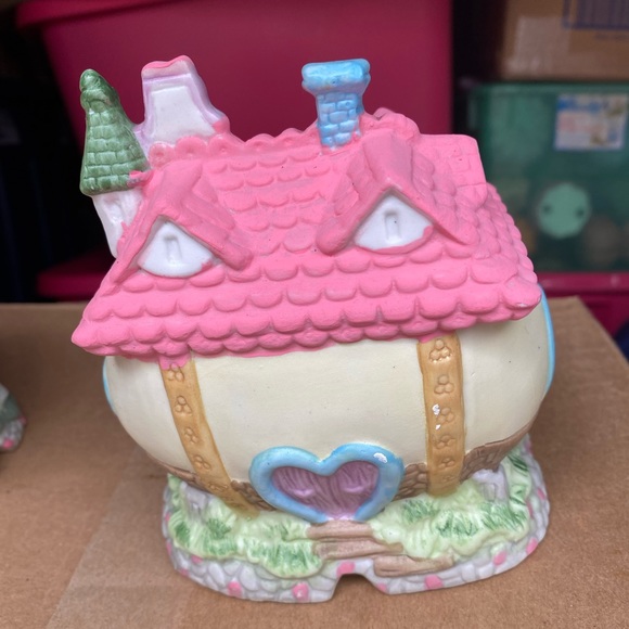 TWO VINTAGE CERAMIC LIGHT UP PLUG IN EASTER SPRING HOUSES REPAINTED TO REFRESH - Picture 5 of 8